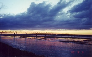 20-20000909china.jpg