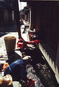54-200101-1China.jpg